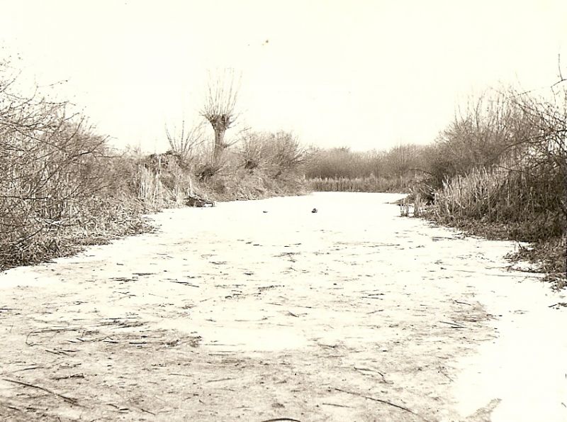 1970 jezera v loukách před rekultivací
